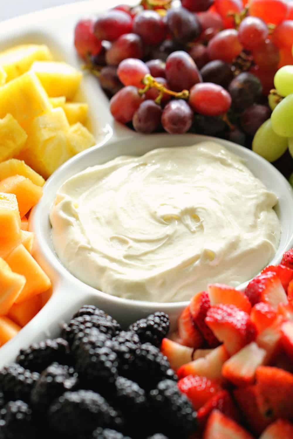 https://www.sixsistersstuff.com/wp-content/uploads/2011/04/Easy-Marshmallow-Cream-Cheese-Fruit-Dip-on-SixSistersStuff1.jpg