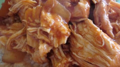 https://www.sixsistersstuff.com/wp-content/uploads/2011/06/Crock-Pot-Hawaiian-BBQ-Chicken-480x270.jpg