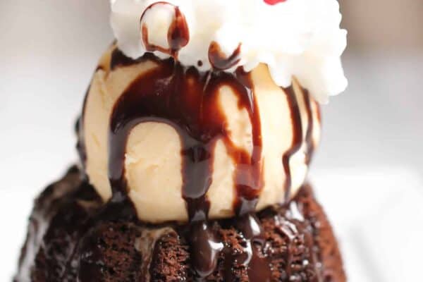 Chili's Molten Lava Cake Copycat with ice cream and hot fudge on top