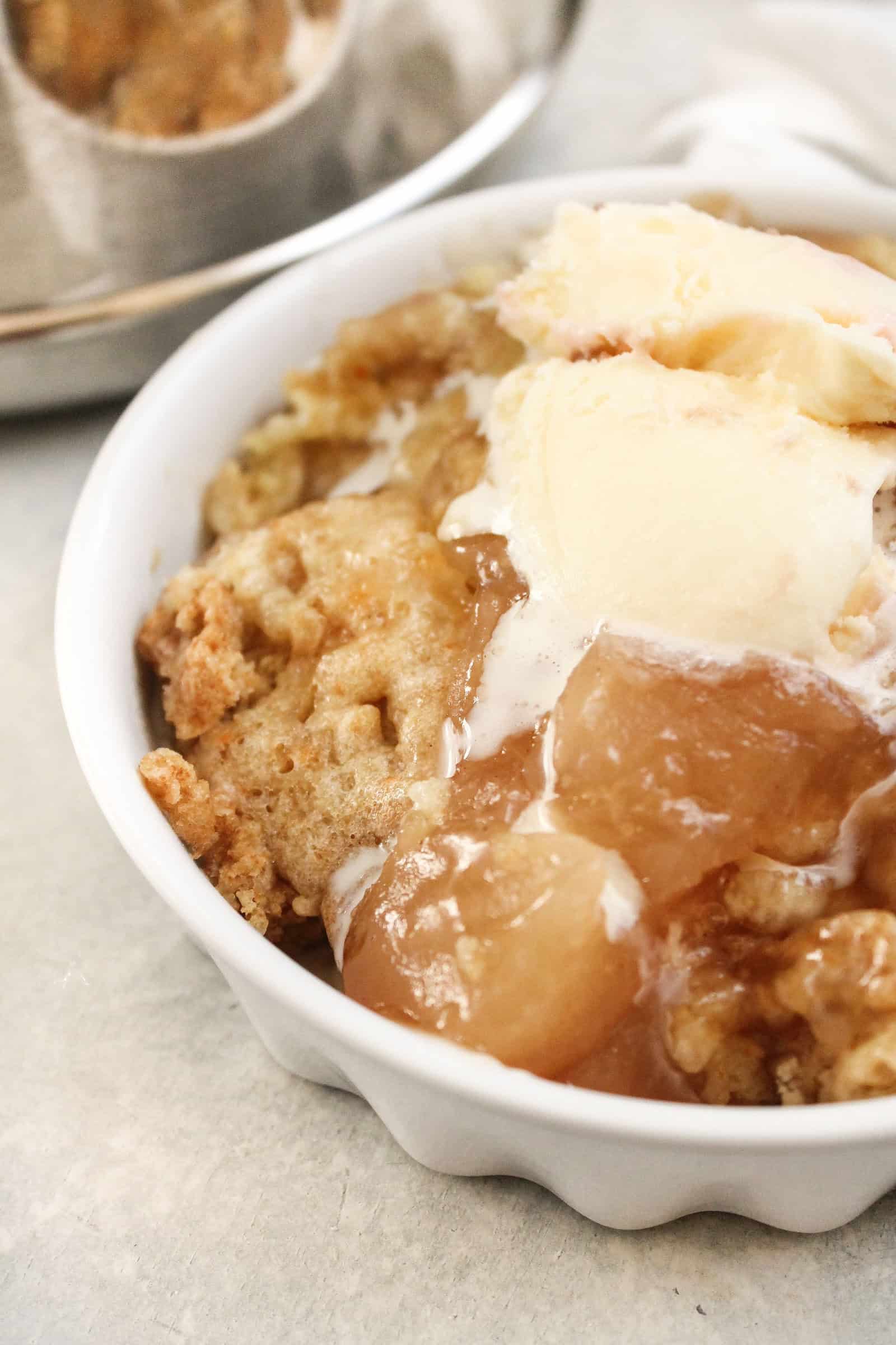 Slow Cooker Cake Mix Apple Cobbler Recipe Only 3 Ingredients