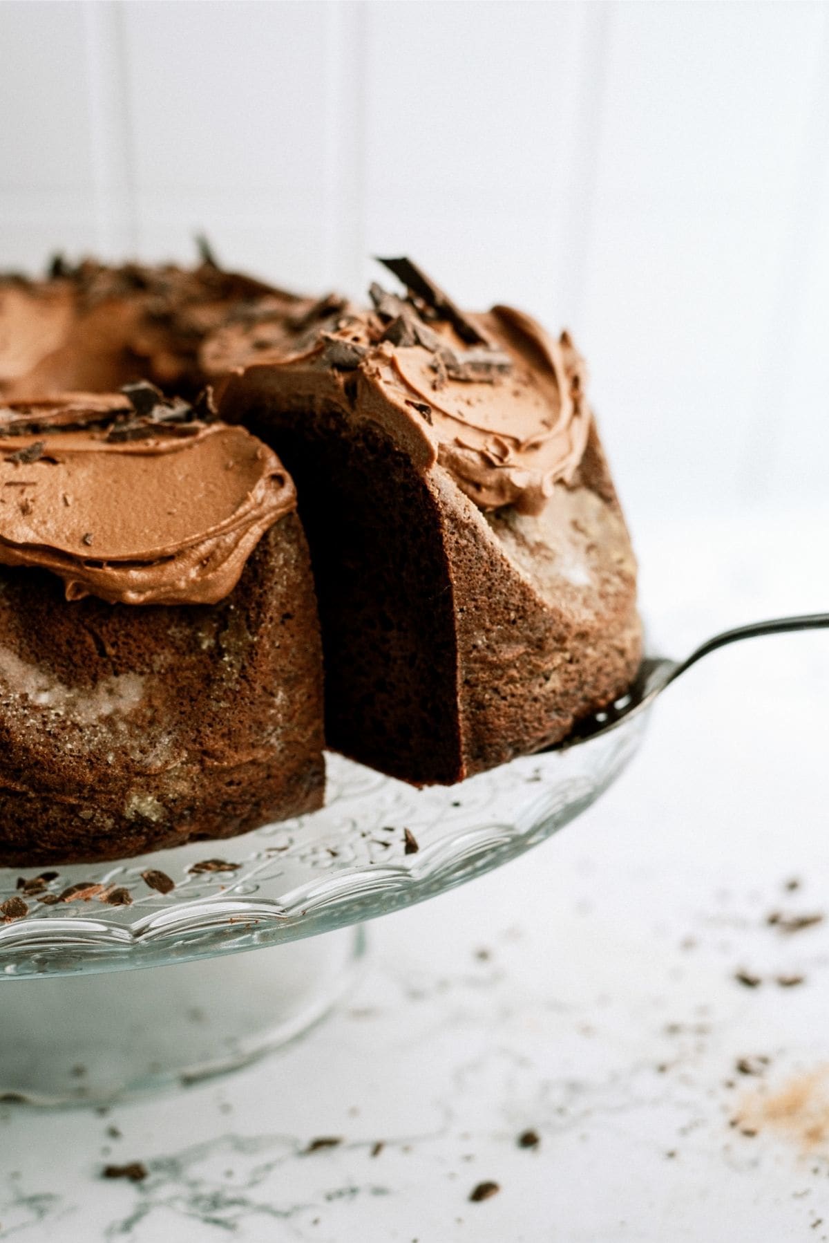 Best Vegan Chocolate Cake (Eggless Chocolate Cake) - Ruchiskitchen