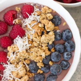 Acai smoothie bowl