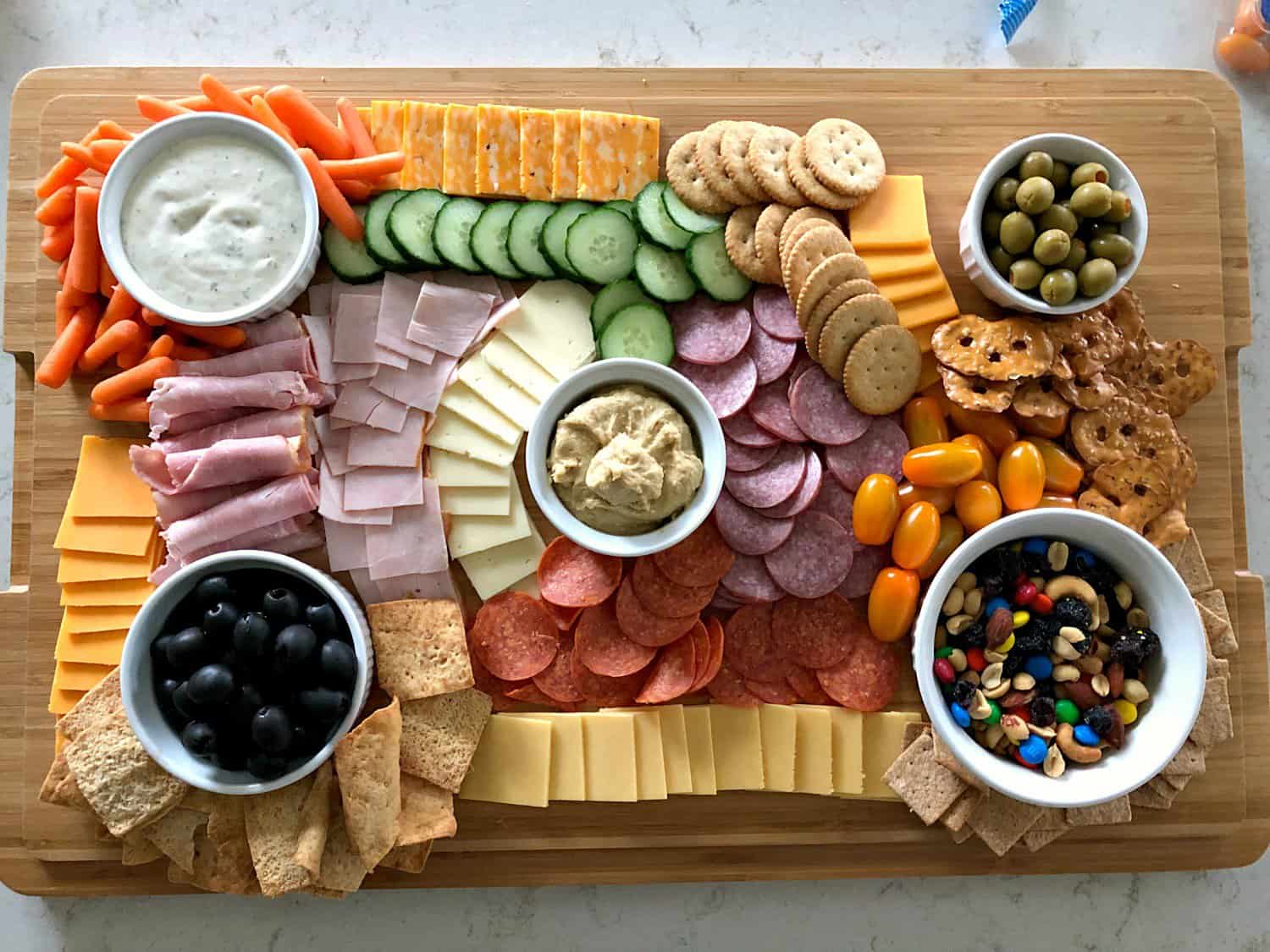 Make your own charcuterie board - 100 Things 2 Do