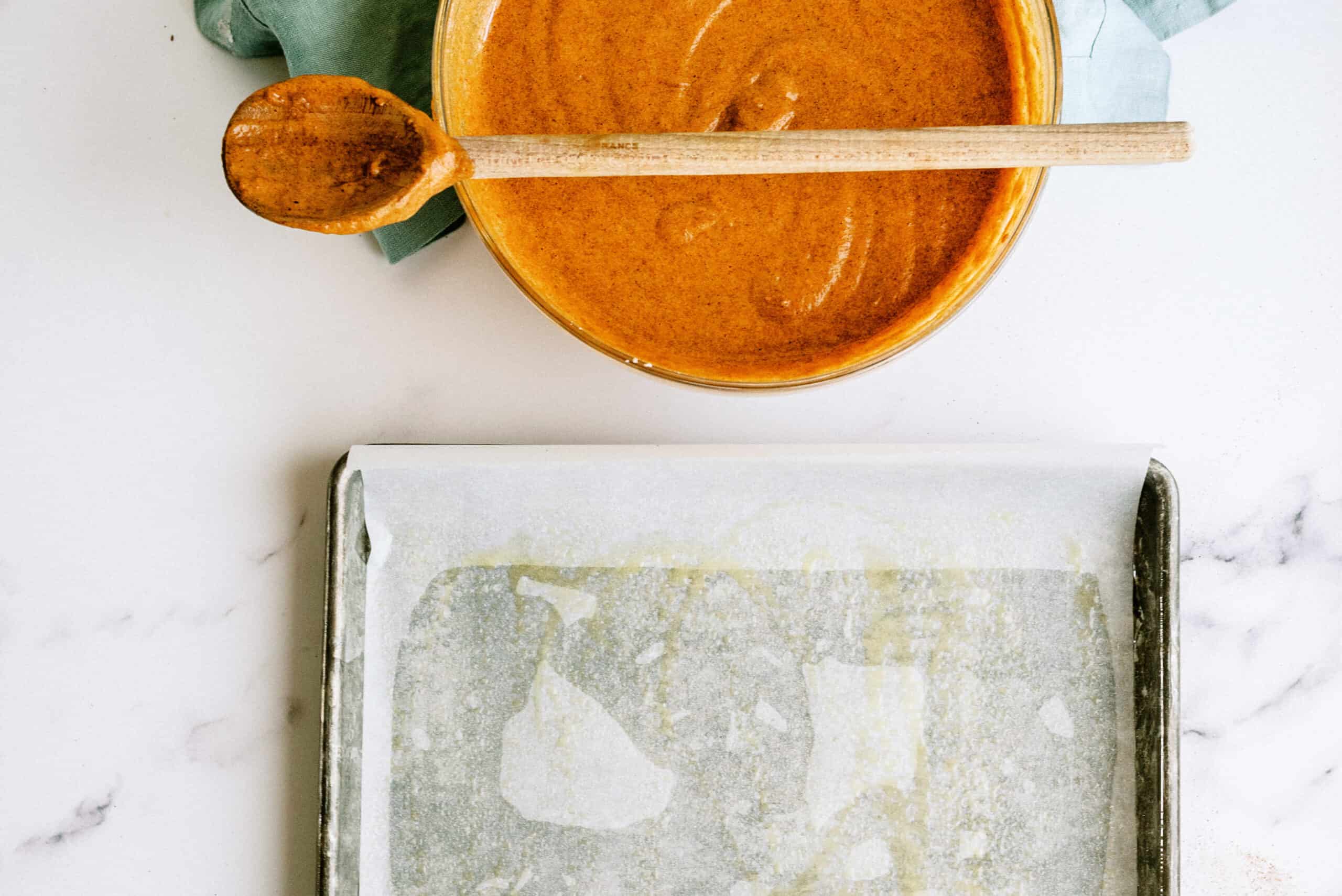 Best Pumpkin Roll Recipe: Easy Fall Dessert Idea