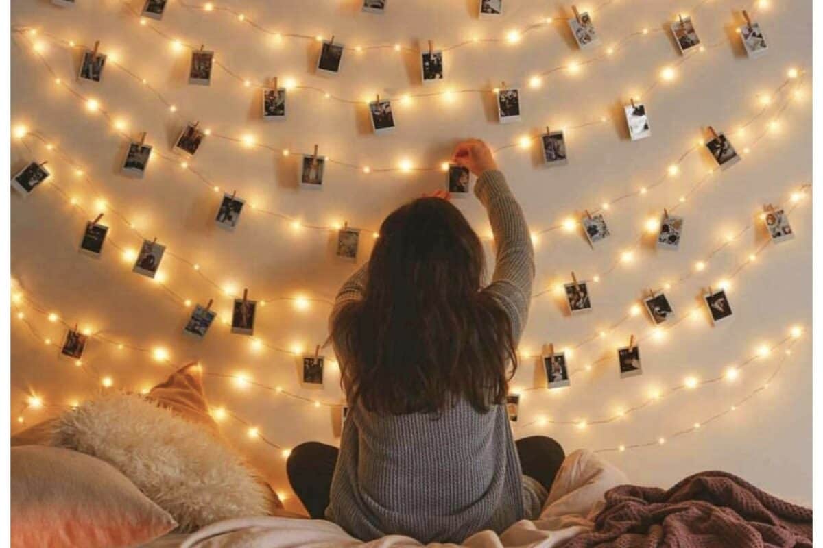 hanging string lights with pictures