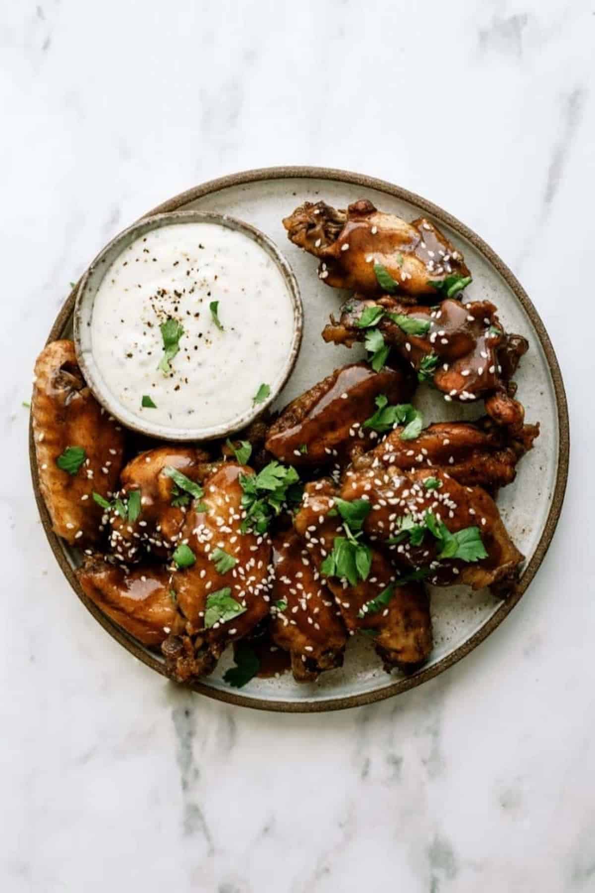 Slow Cooker Sticky Chicken Wings