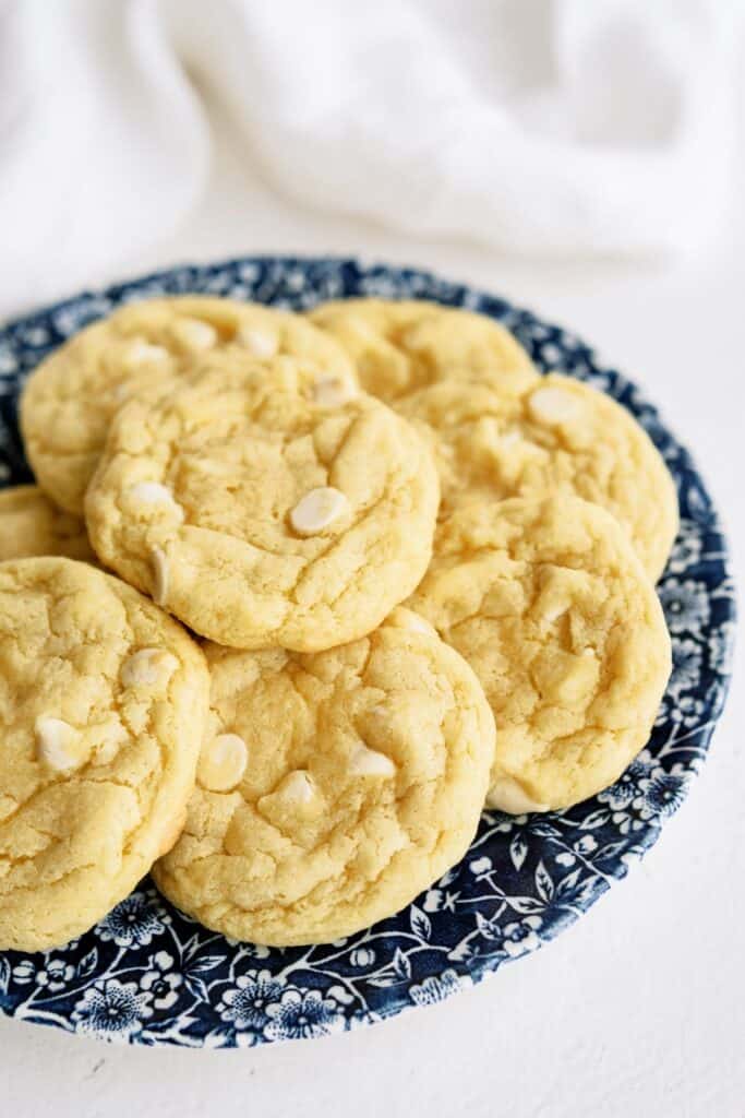 A serving plate of Lemon Cheesecake Pudding Cookies.