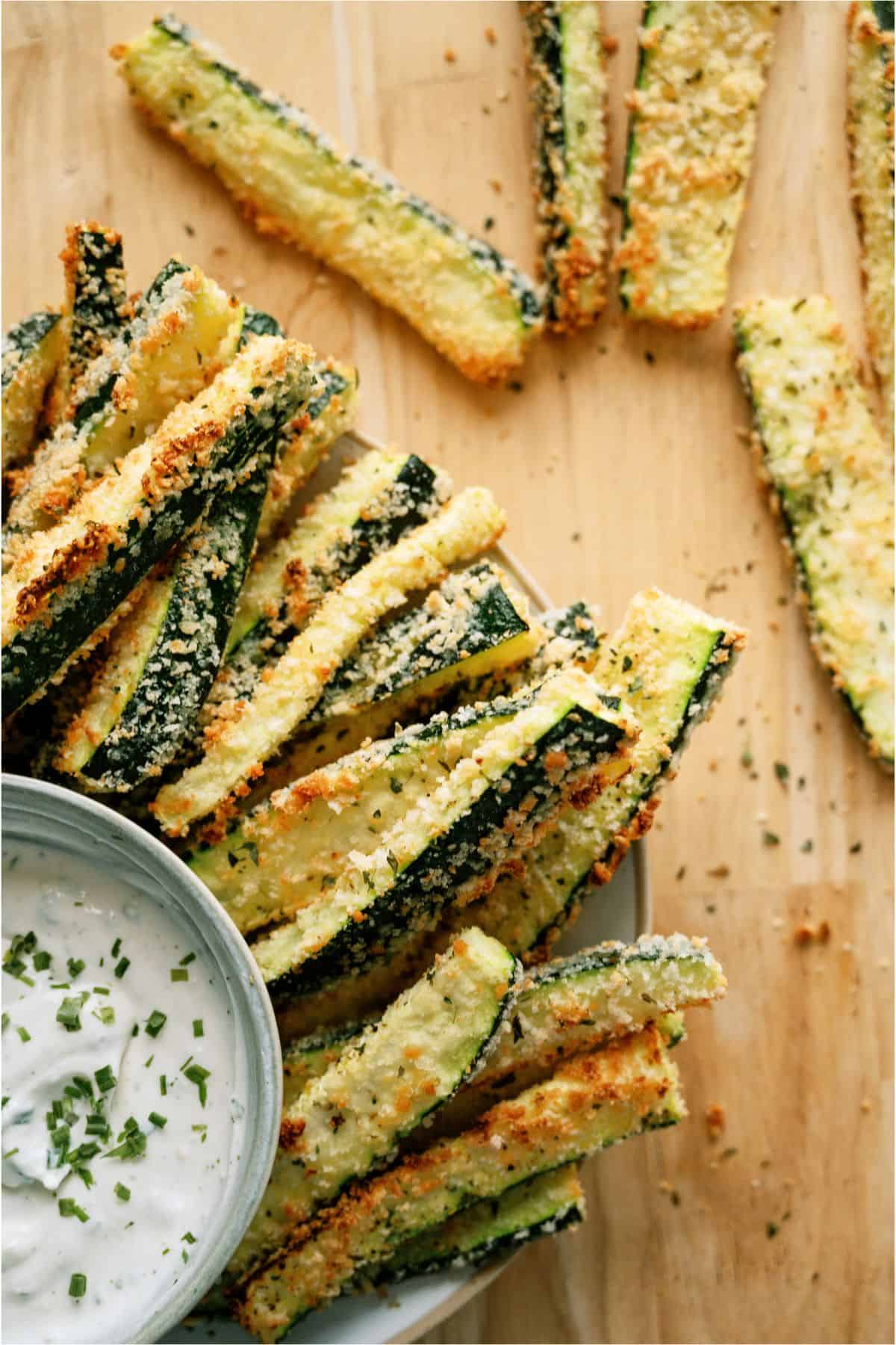 Baked Zucchini Fries with a side of dipping sauce