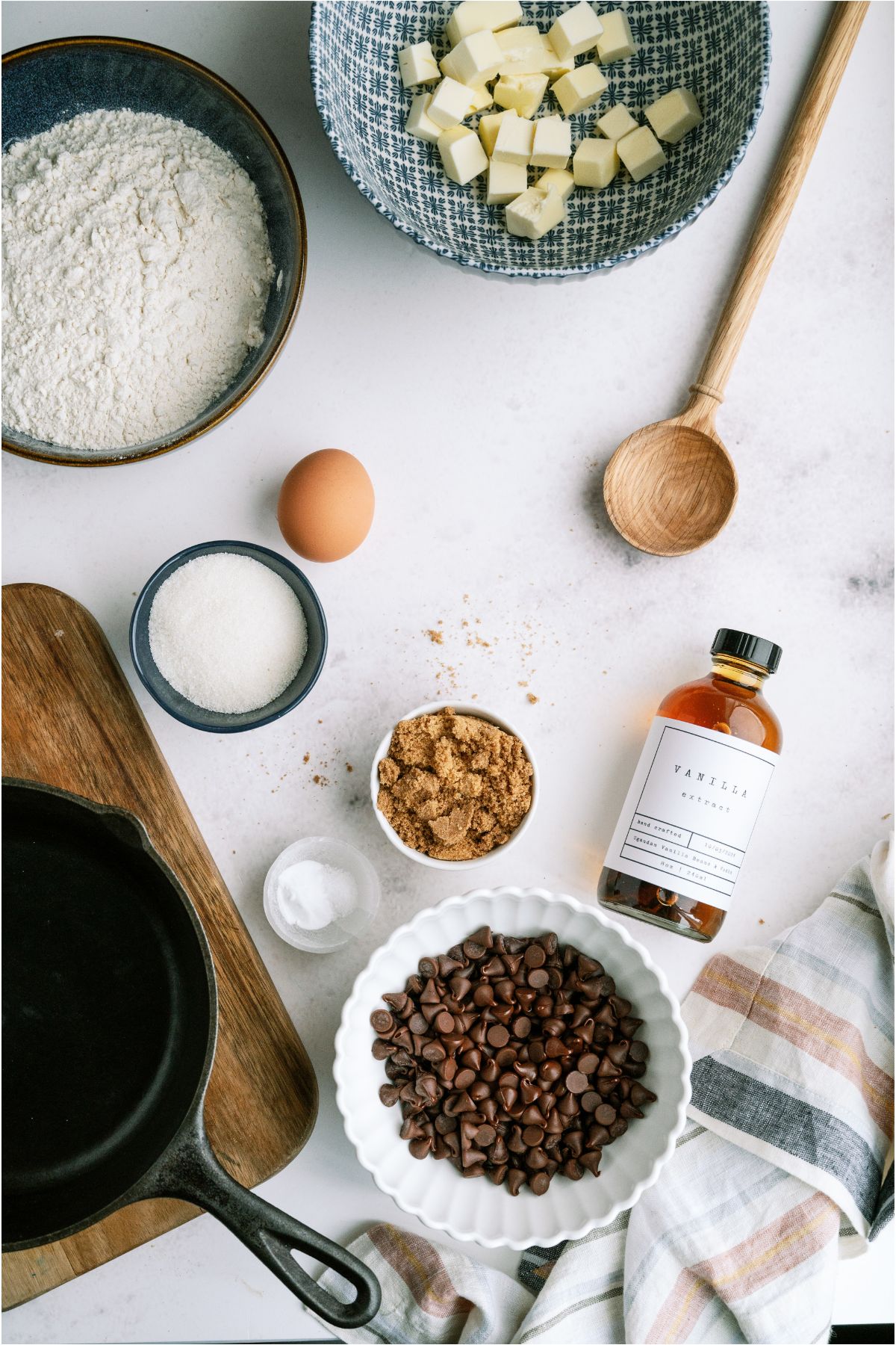 Ingredients needed to make a Pizookie.