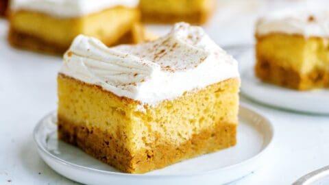 Lemon magic cake: so easy to make and delicious! - YouTube