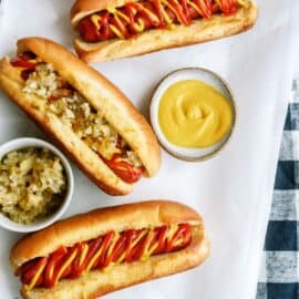 air fryer hot dogs with mustard and relish